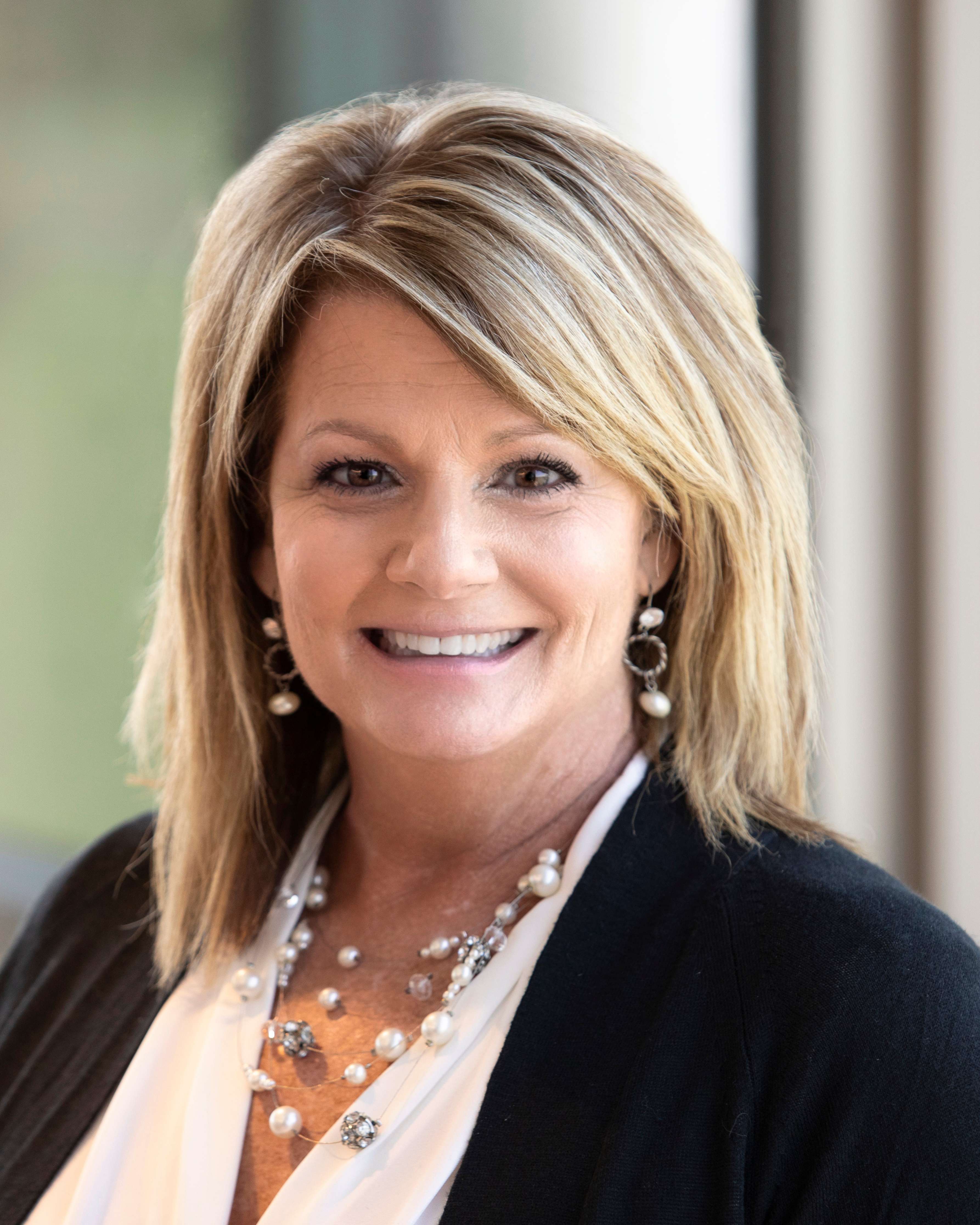 Diane Fox Luxury Collection Specialist